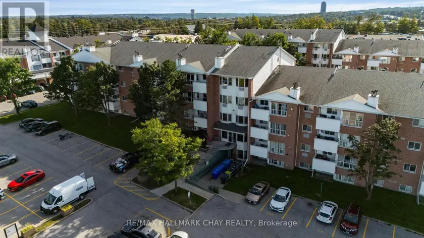 Apartment at 414 - 126 BELL FARM ROAD, Barrie
