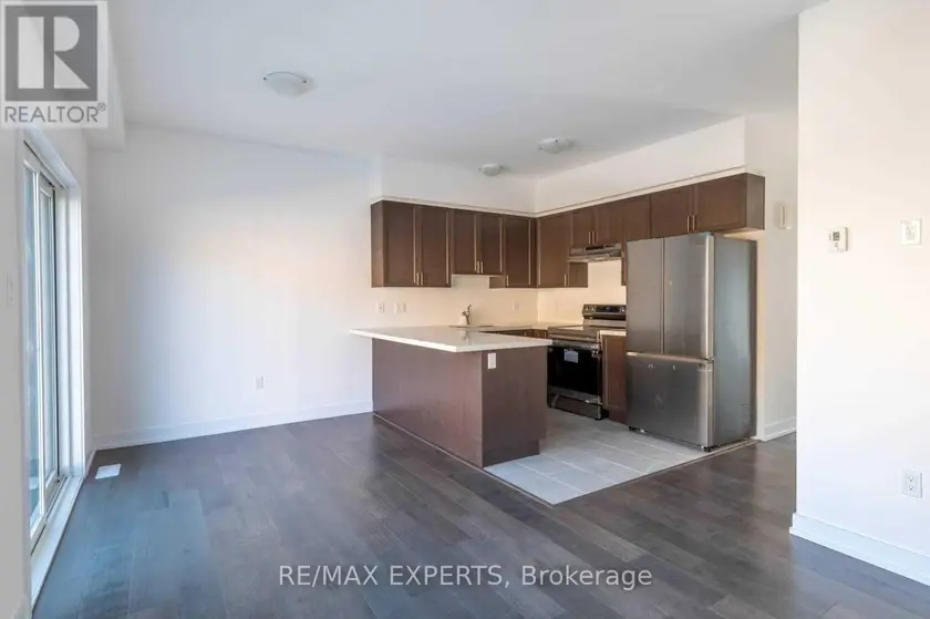 Townhouse at 36 SOUTH PARK LANE, Barrie