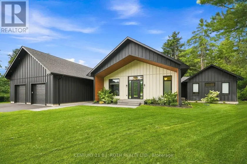 Detached at 31 MARNI LANE, Springwater