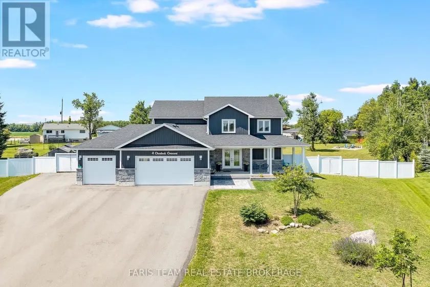 Detached at 4 CHESLOCK CRESCENT, Oro-Medonte