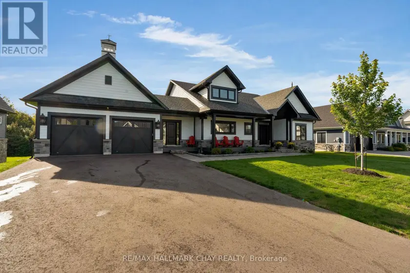 Detached at 7 CLYDESDALE COURT, Oro-Medonte