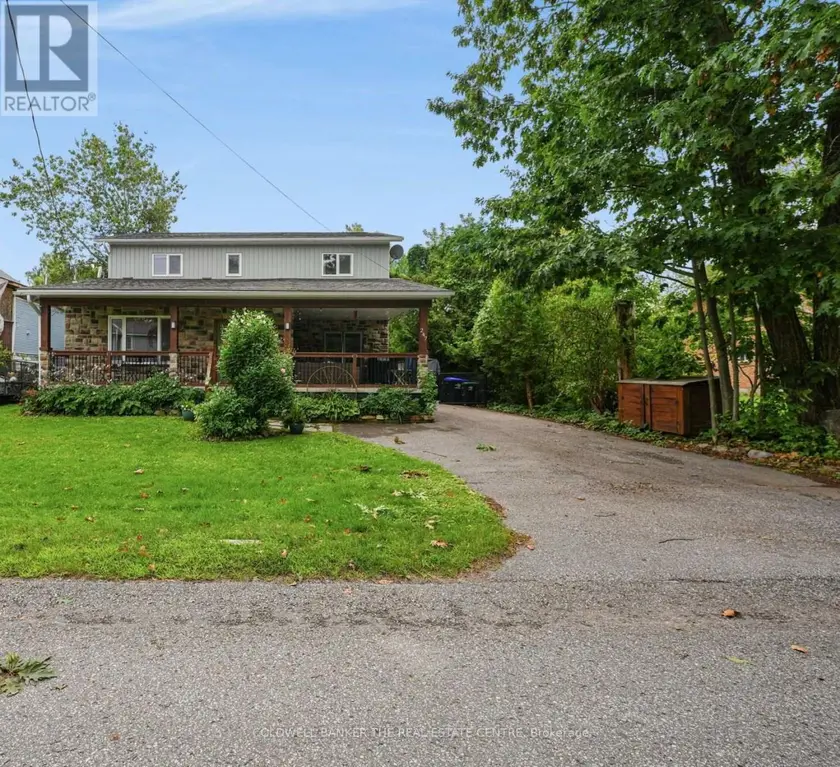 Detached at 247 POPLAR AVENUE, Tay