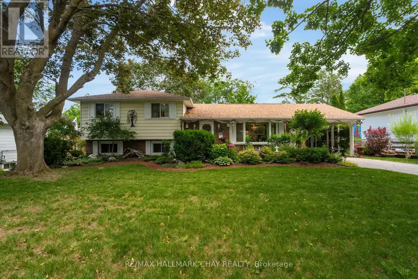 Detached at 82 FOURTH STREET, Orillia