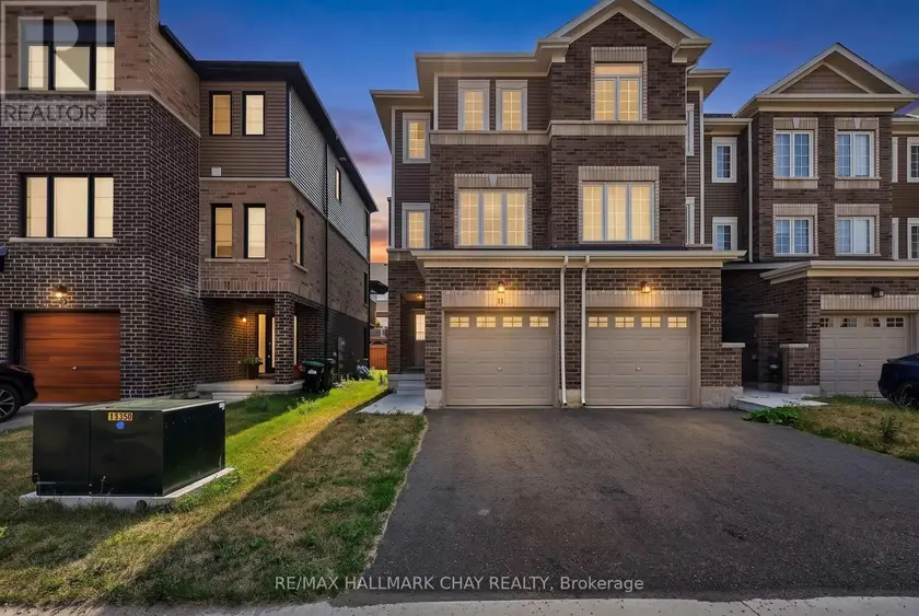 Townhouse at 11 PUMPKIN CORNER CRESCENT, Barrie