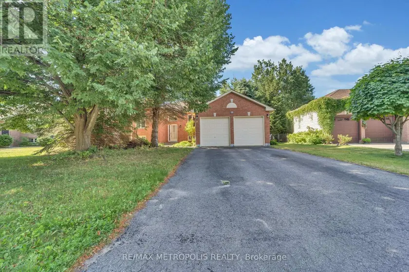 Detached at 24 ACORN CRESCENT, Wasaga Beach