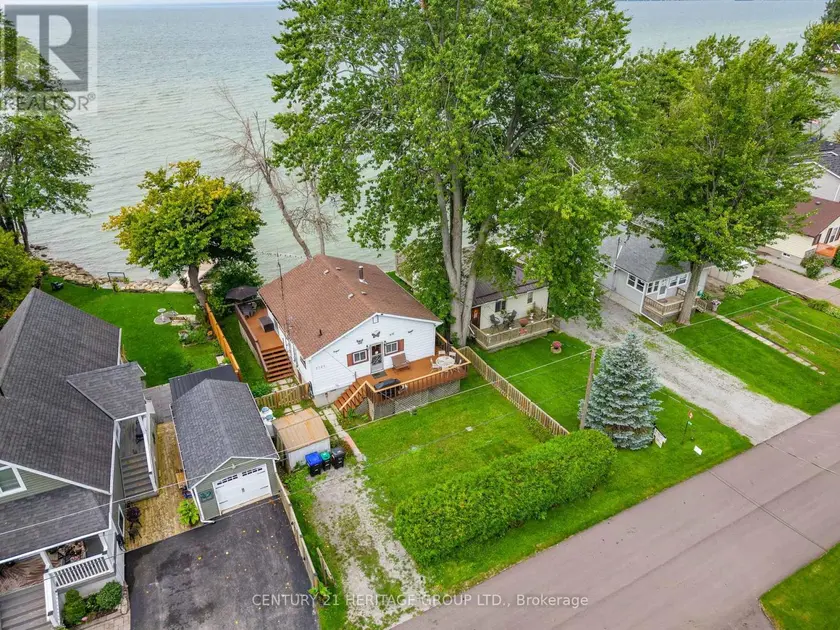 Detached at 2728 LONE BIRCH TRAIL, Ramara