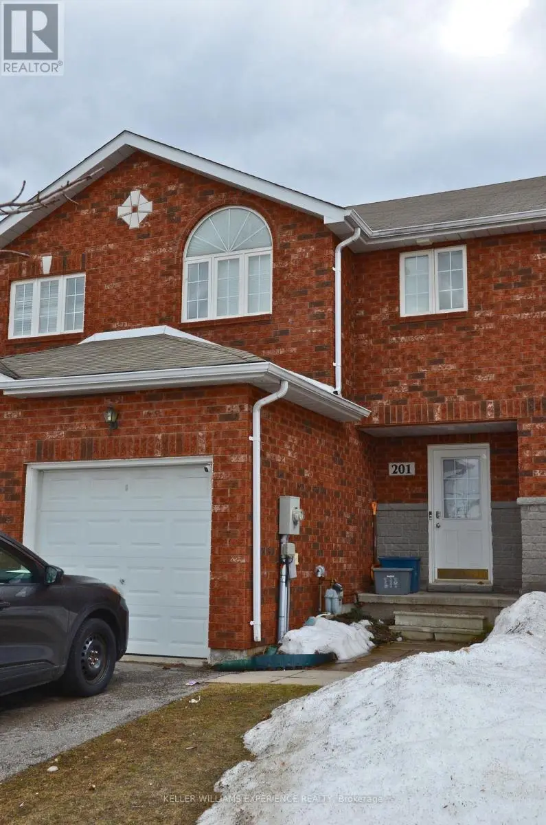 Townhouse at 201 STANLEY STREET, Barrie