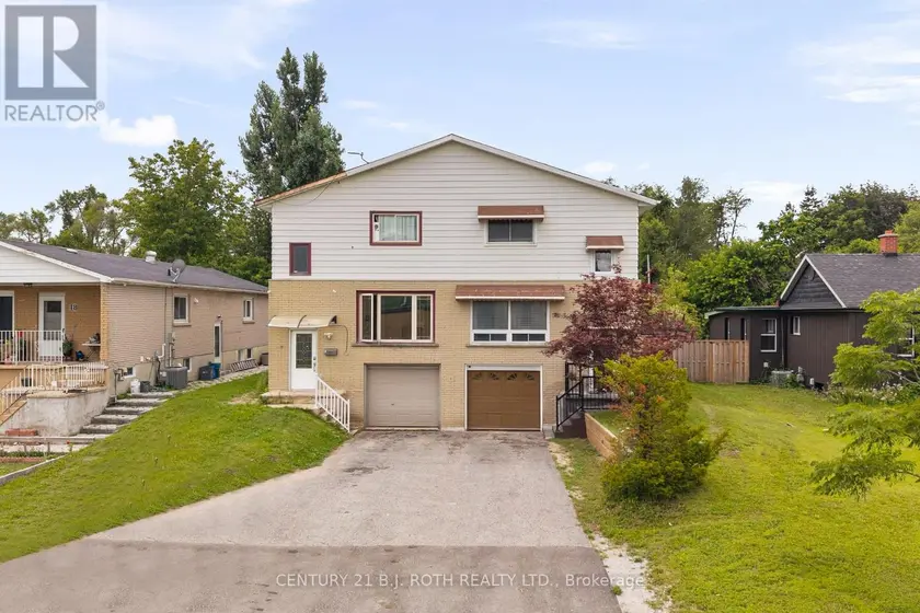 Semi-Detached/Link at 14 INNISFIL STREET, Barrie