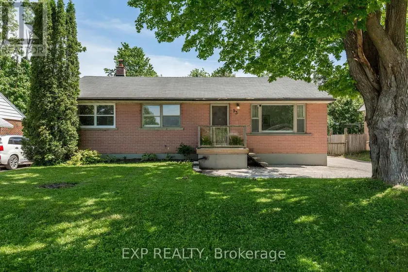 Detached at 93 NORTH STREET W, Orillia