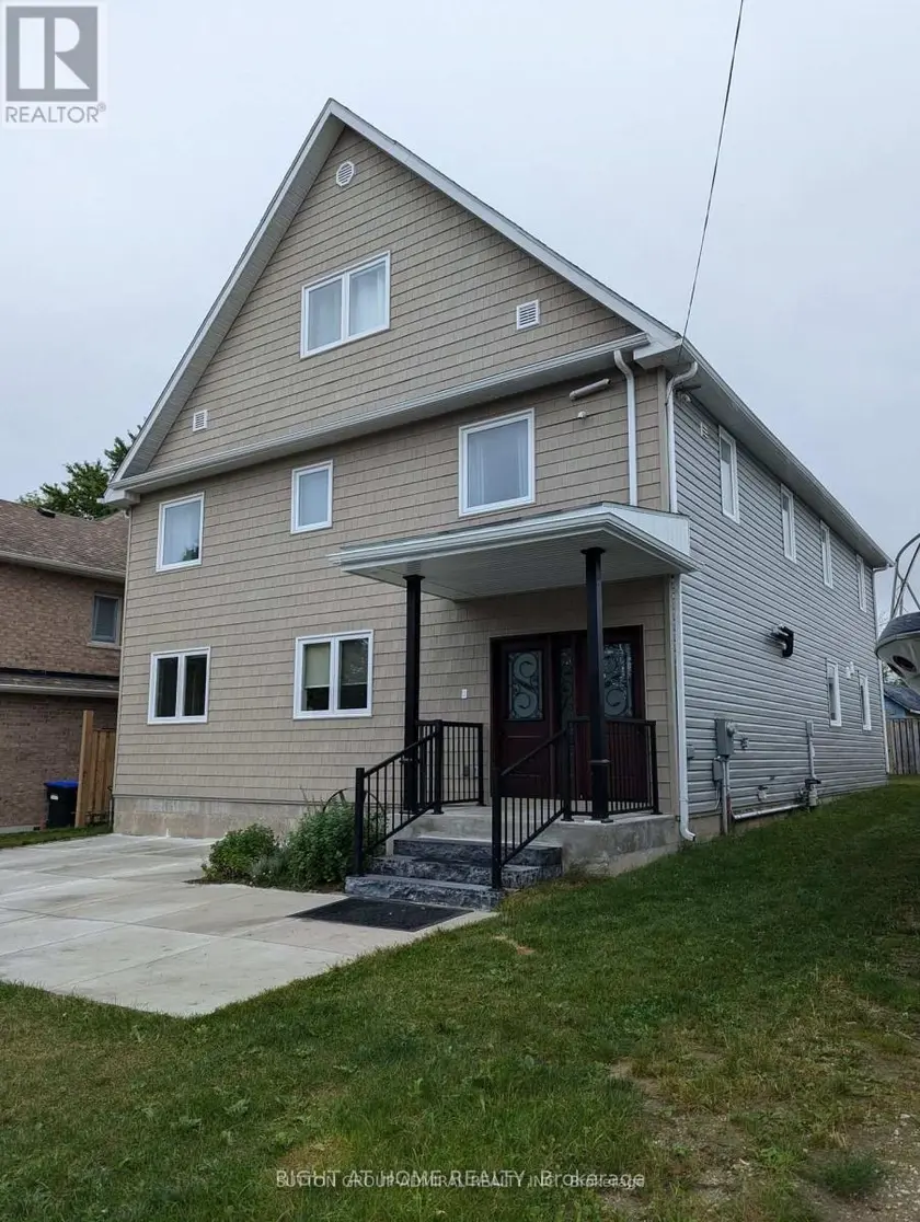 Multiplex at 17 MIDDLEBROOK ROAD, Wasaga Beach
