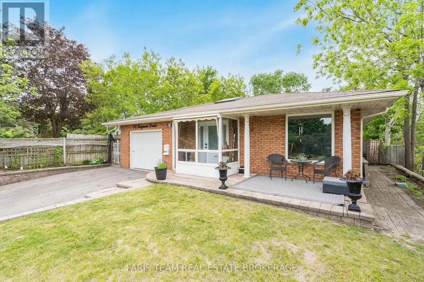 Detached at 82 BAYVIEW DRIVE, Barrie