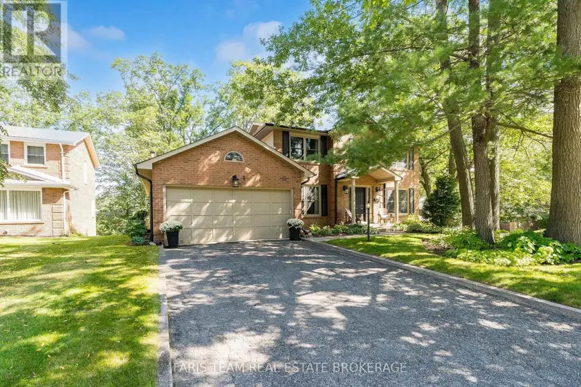 Detached at 1 SUSAN PLACE, Barrie