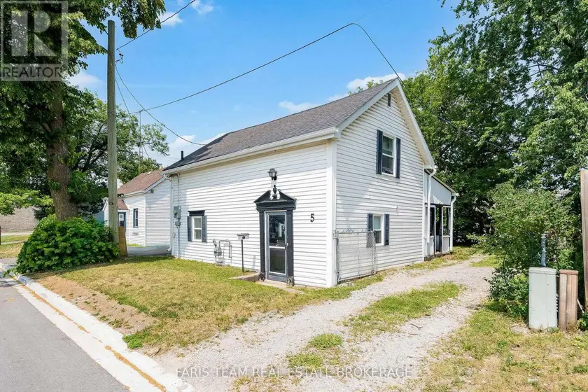 Detached at 5 ROBERT STREET, Barrie