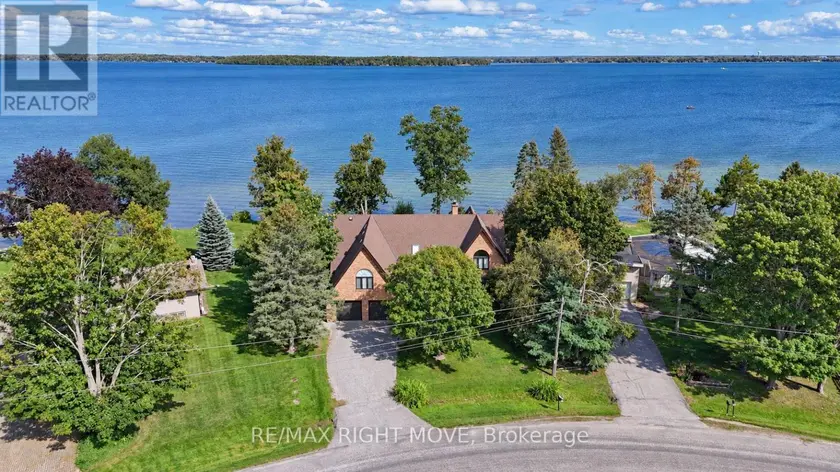 Detached at 2199 THOMSON CRESCENT, Severn