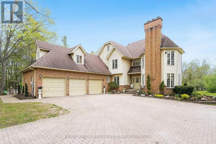 Detached at 4 MILLS CIRCLE, Springwater