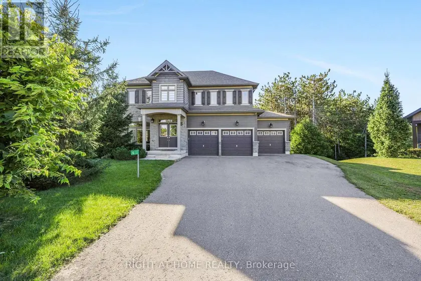 Detached at 6 BOVILLE COURT