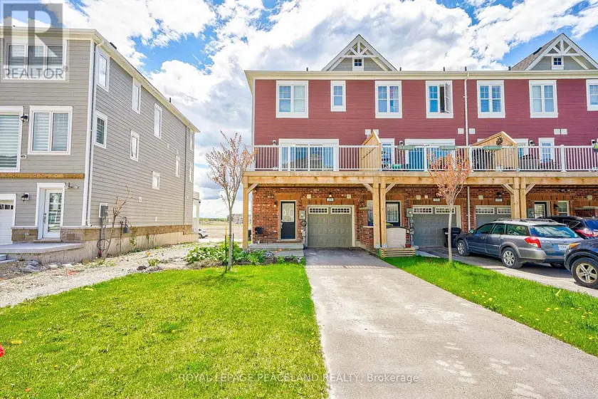 Townhouse at 59 SHELBURNE AVENUE, Wasaga Beach