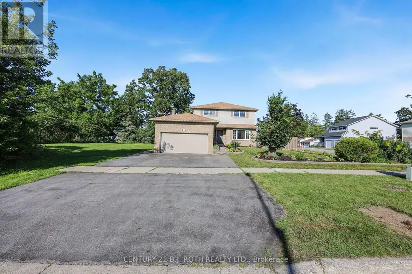 Detached at 104 WOODSIDE DRIVE, Orillia