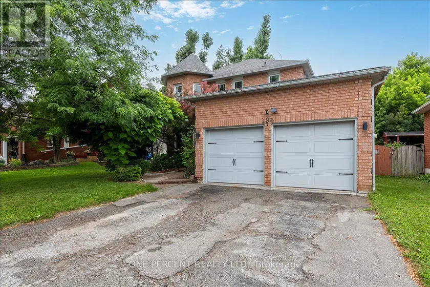 Detached at 194 LIVINGSTONE STREET W, Barrie