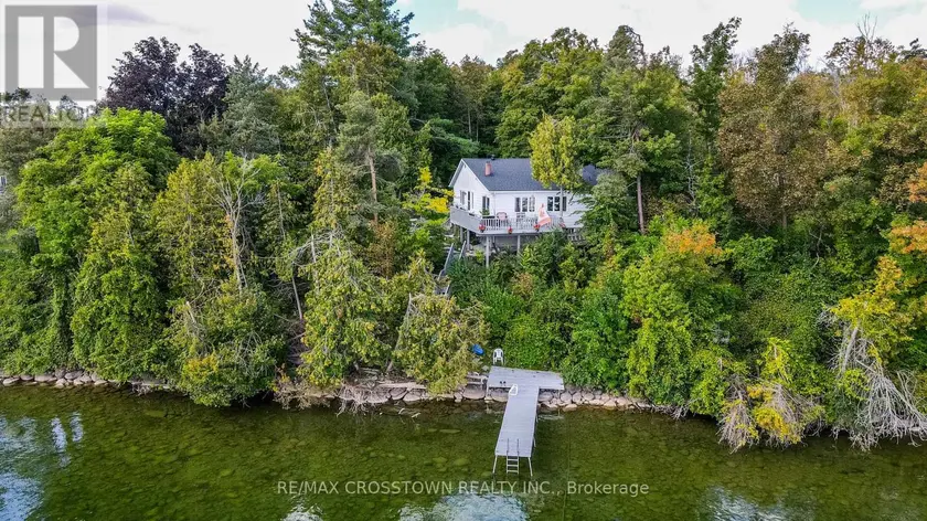 Detached at 2 PEMBERTON LANE, Oro-Medonte