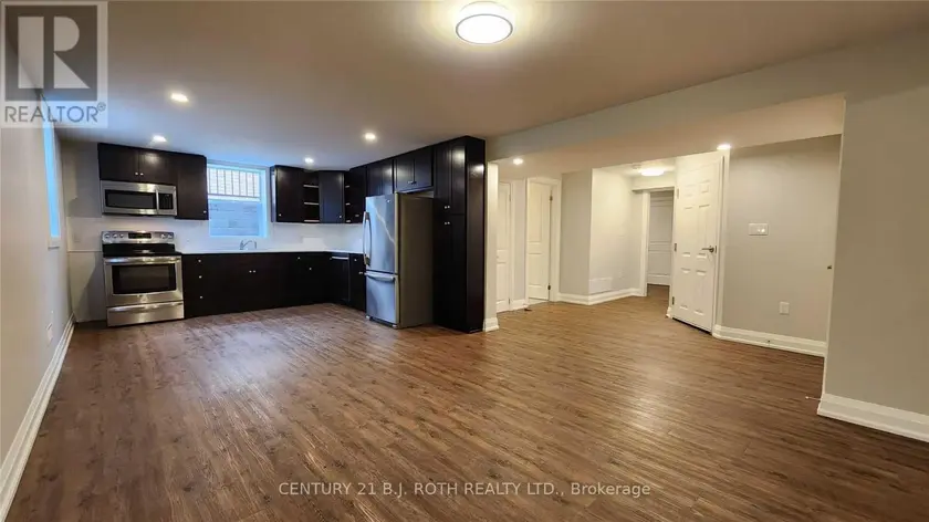 Multiplex at LOWER - 300 CUNDLES ROAD W, Barrie (Northwest)