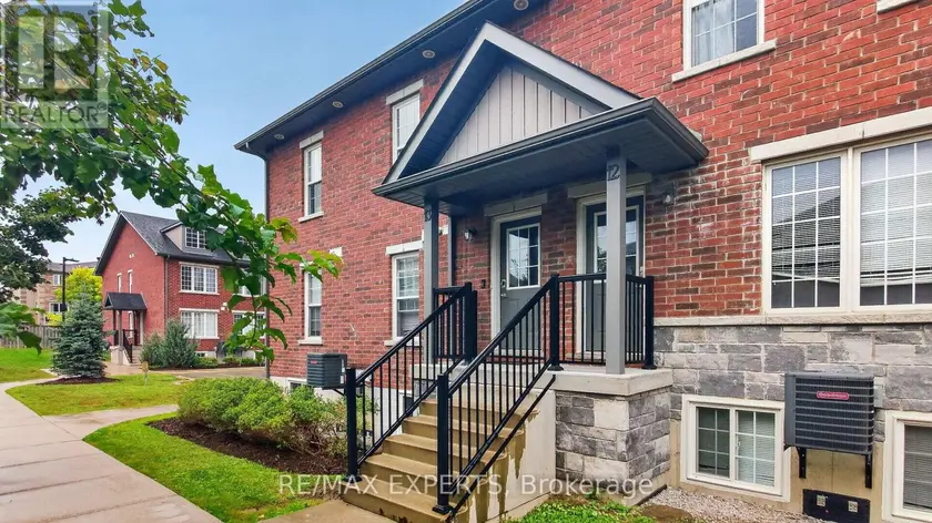 Townhouse at 13 - 246 PENETANGUISHENE ROAD, Barrie
