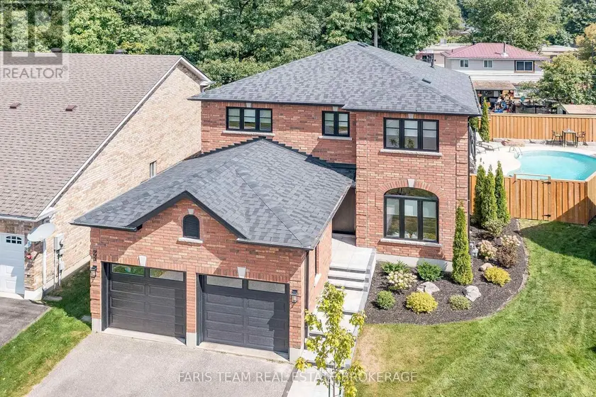 Detached at 993 WHITNEY CRESCENT, Midland