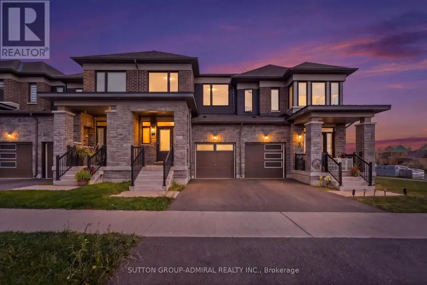 Townhouse at 4 ROCHESTER DRIVE