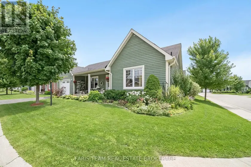 Detached at 1 BAY MOORINGS BOULEVARD, Penetanguishene