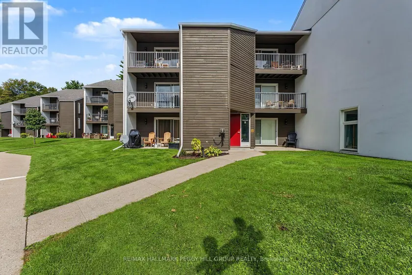 Townhouse at 215 - 1102 HORSESHOE VALLEY ROAD W, Oro-Medonte