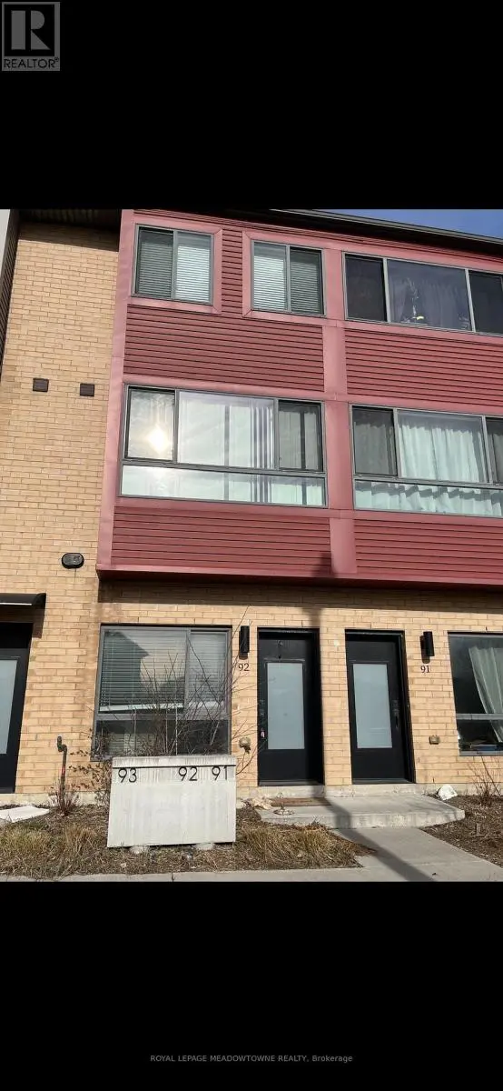 Townhouse at 92 - 369 ESSA ROAD E, Barrie