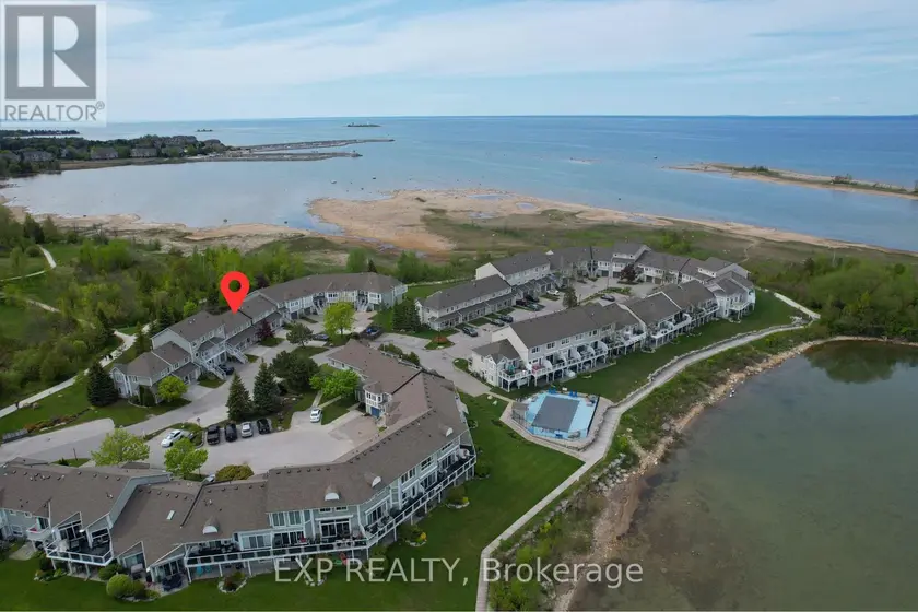 Townhouse at 22 CRANBERRY SURF, Collingwood