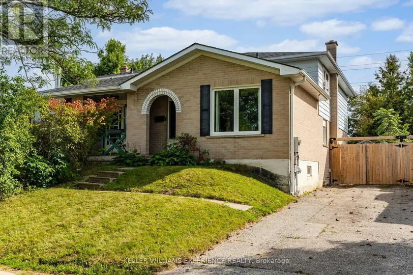 Semi-Detached/Link at 21 B COLLEGE CRESCENT, Barrie