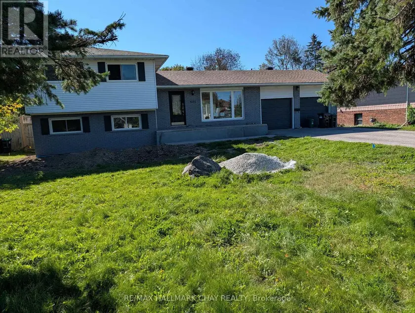 Detached at 605 BIG BAY POINT ROAD, Barrie