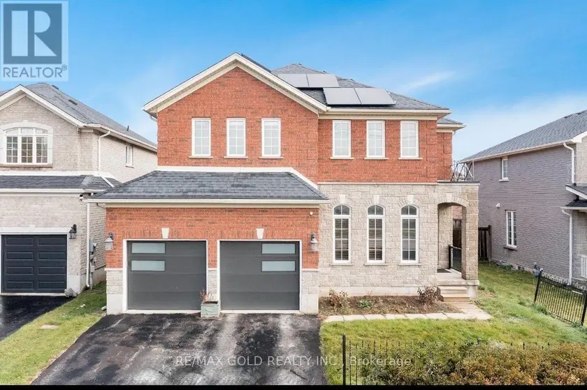 Detached at 3 PRINCE WILLIAM WAY, Barrie