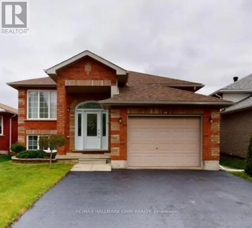 Detached at LOWER LEVEL - 133 MONIQUE CRESCENT, Barrie