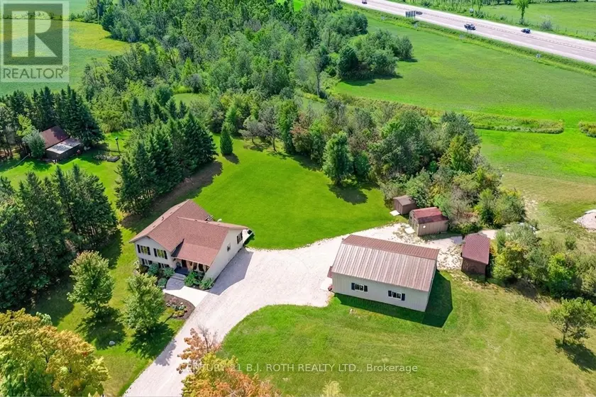 Detached at 70 12 LINE S, Oro-Medonte