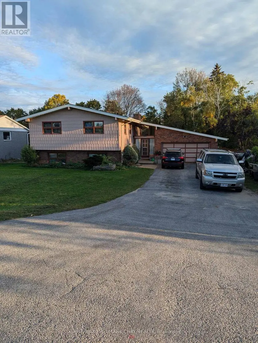 Detached at 601 BIG BAY POINT ROAD, Barrie