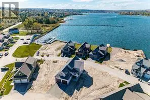 Detached at 10 MAGAZINE STREET, Penetanguishene