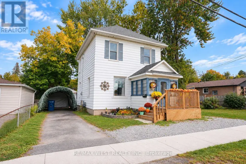 Detached at 440 GILL STREET, Orillia