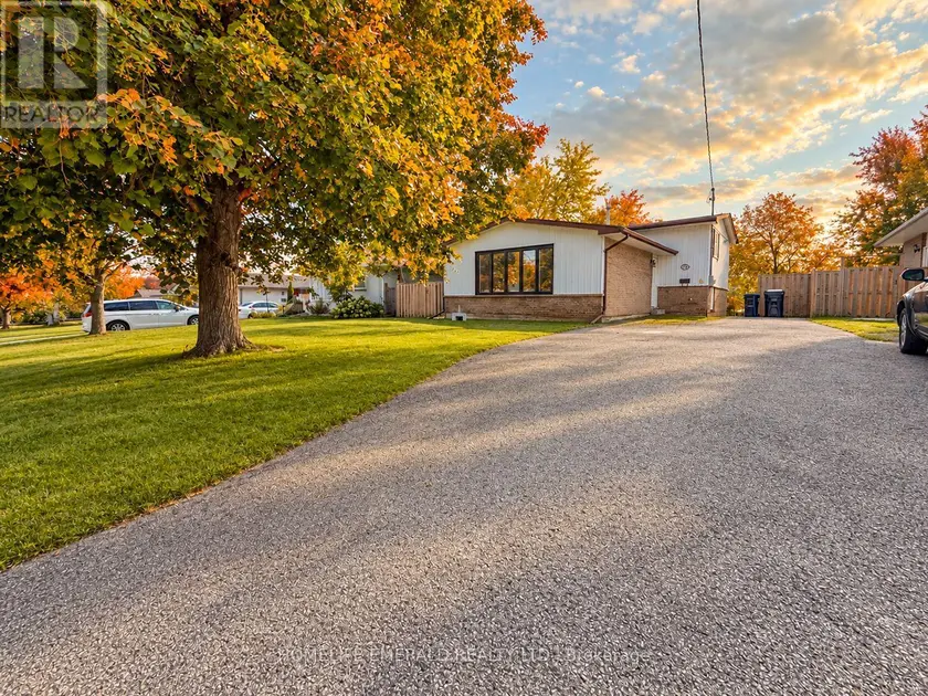 Detached at 131 CUNDLES ROAD E, Barrie