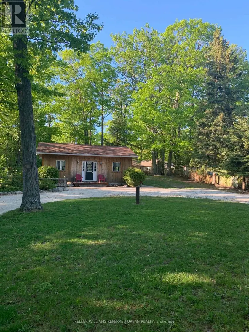 Detached at 1833 TINY BEACHES ROAD S, Tiny