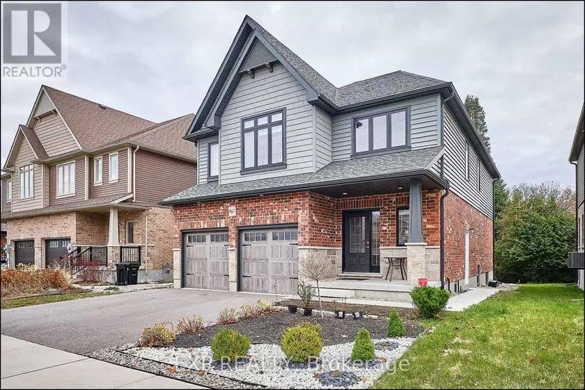 Detached at MAIN - 967 WRIGHT DRIVE, Midland