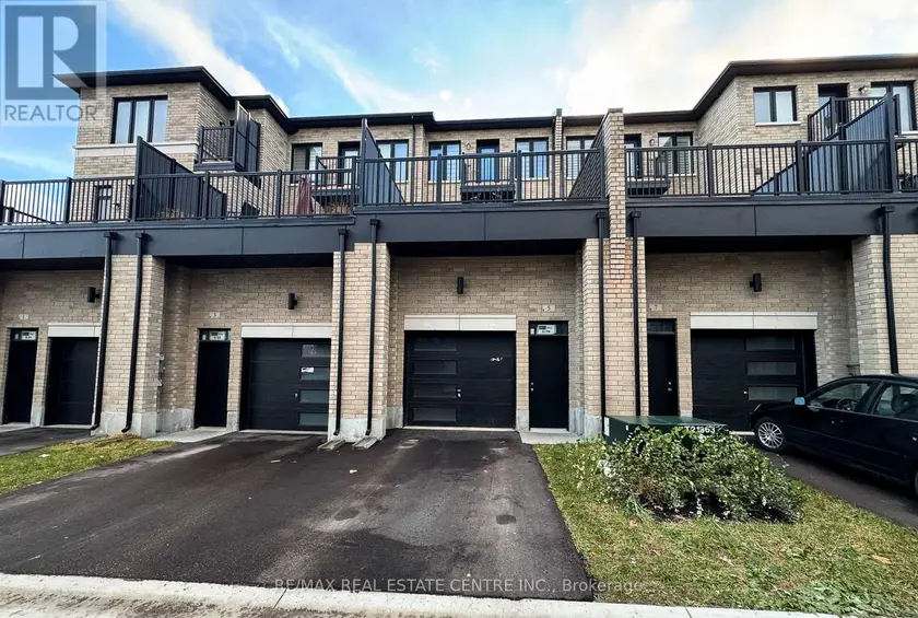 Townhouse at 5 CHERRY HILL LANE, Barrie