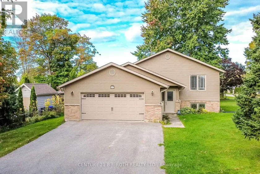 Detached at 117 JUNEAU ROAD, Tay