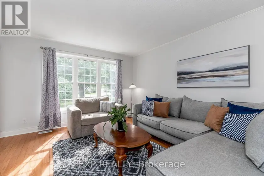 Detached at 62 COURTICE CRESCENT, Collingwood