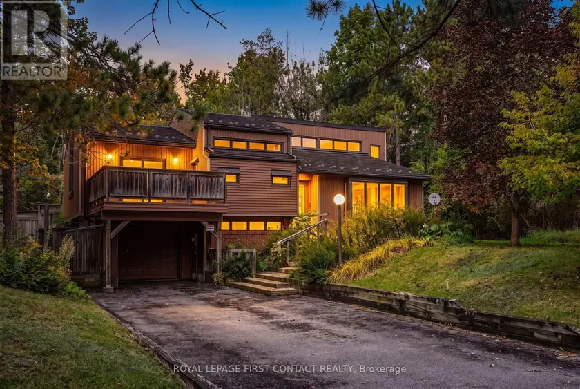 Detached at 2 BRIARWOOD COURT, Springwater
