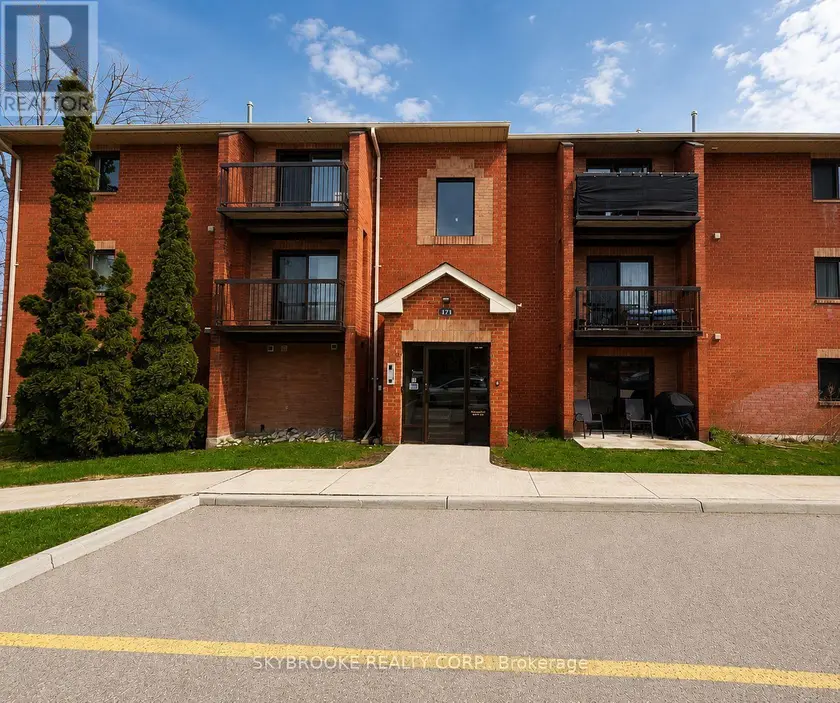 Apartment at F8 - 171 EDGEHILL DRIVE, Barrie
