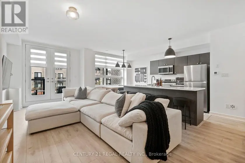 Townhouse at 28 SPRY LANE, Barrie