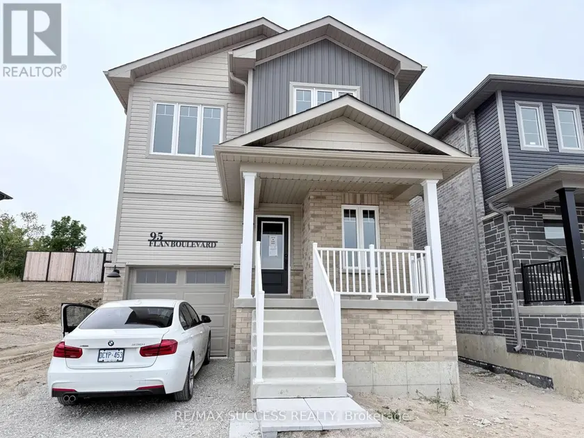 Detached at 95 FLAN BOULEVARD, Barrie